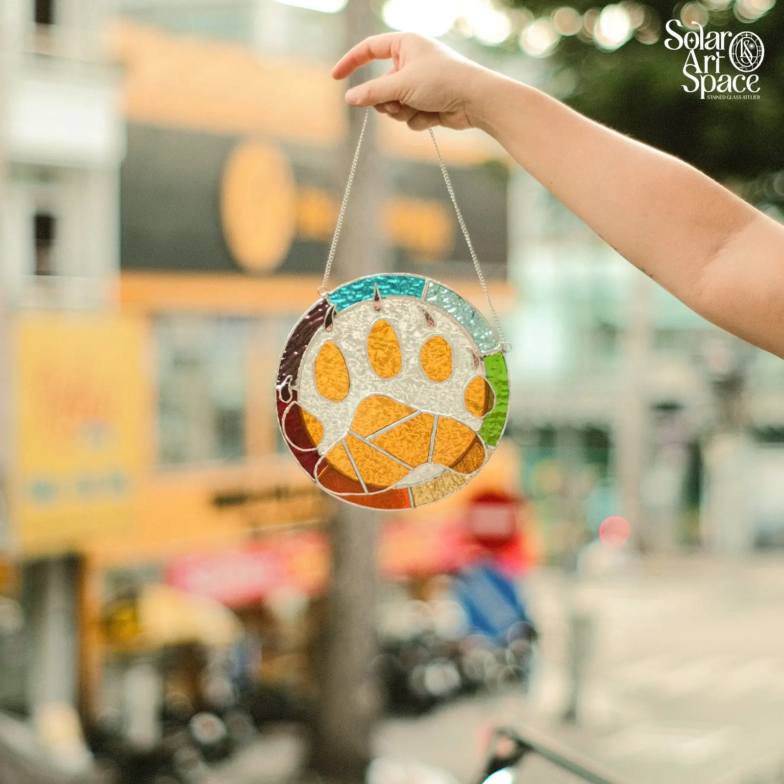 Suncatcher tròn tông hổ phách